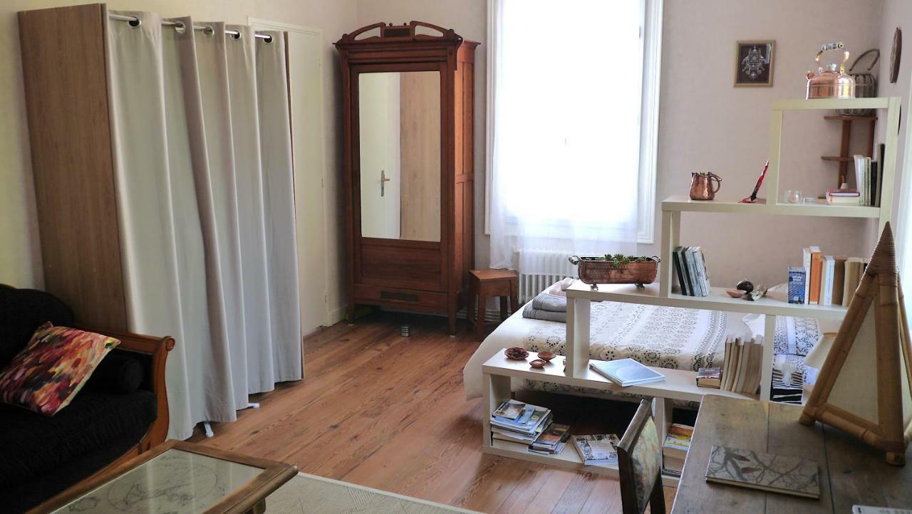 Joli appartement vue sur l'Eglise Périgueux Esterno foto